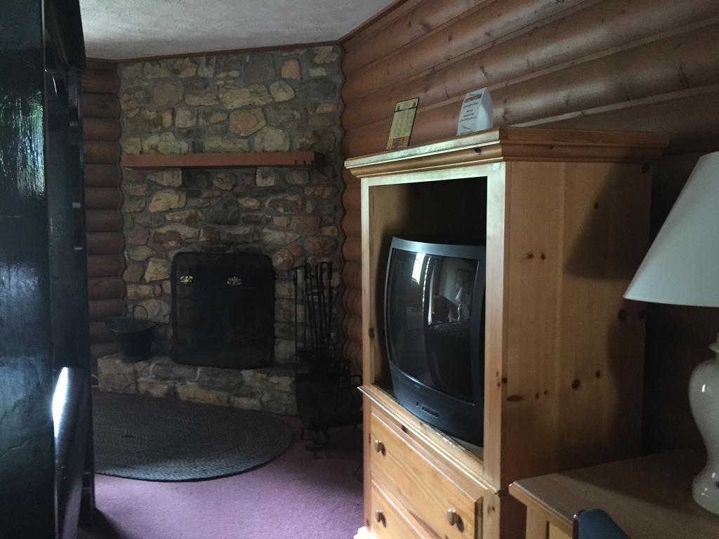 Highland Hills Motel & Cabins Boone Kamer foto