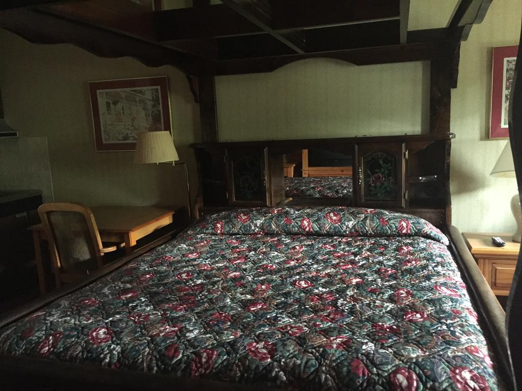Highland Hills Motel & Cabins Boone Kamer foto