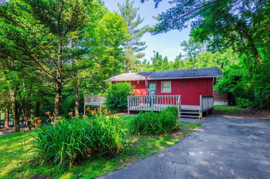 Highland Hills Motel & Cabins Boone Buitenkant foto