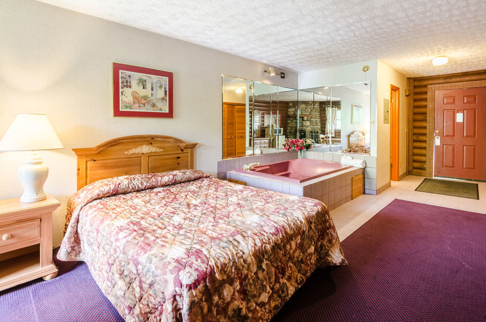 Highland Hills Motel & Cabins Boone Buitenkant foto
